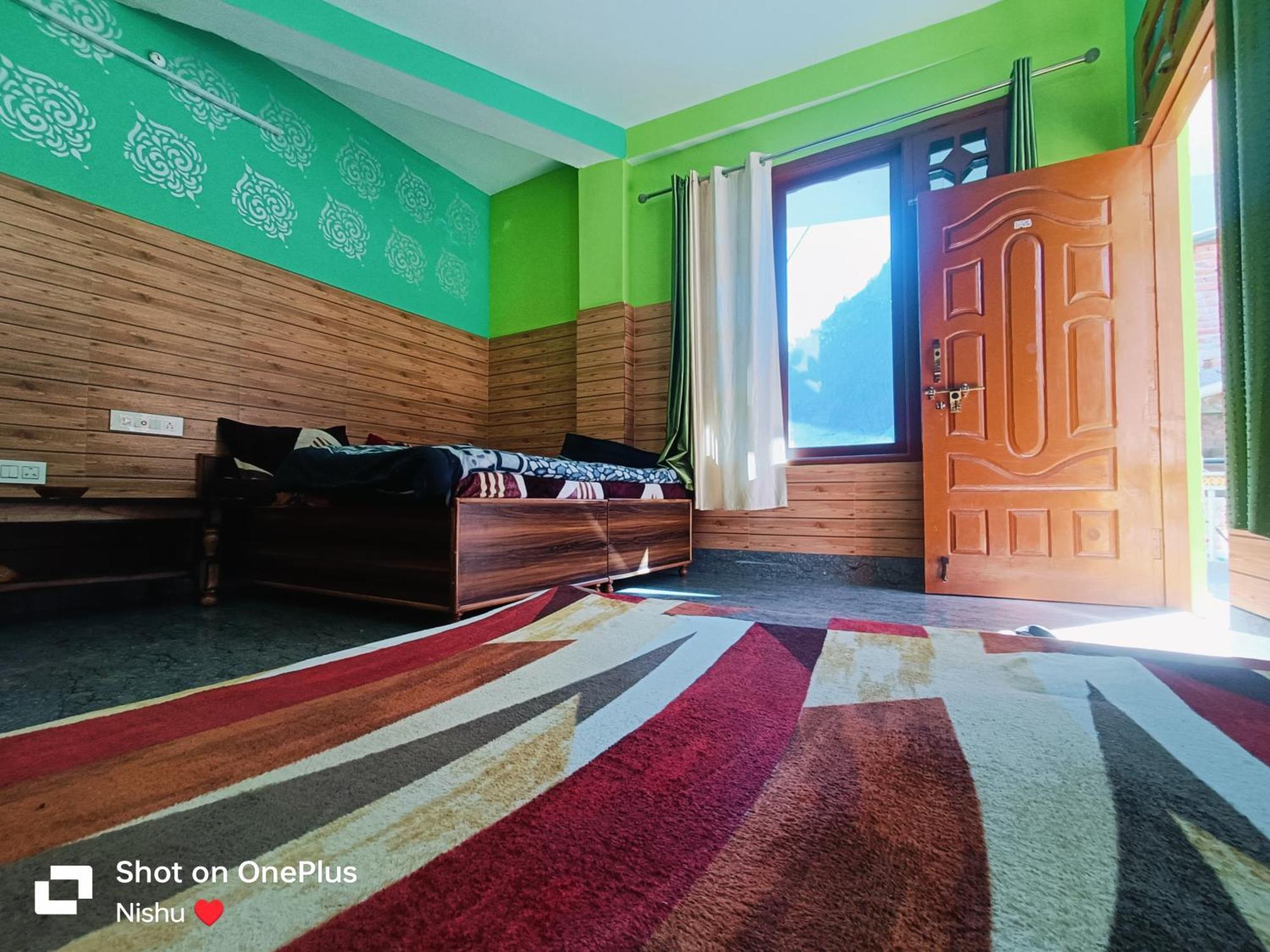 Chojh Inn Guest House Kasol Buitenkant foto