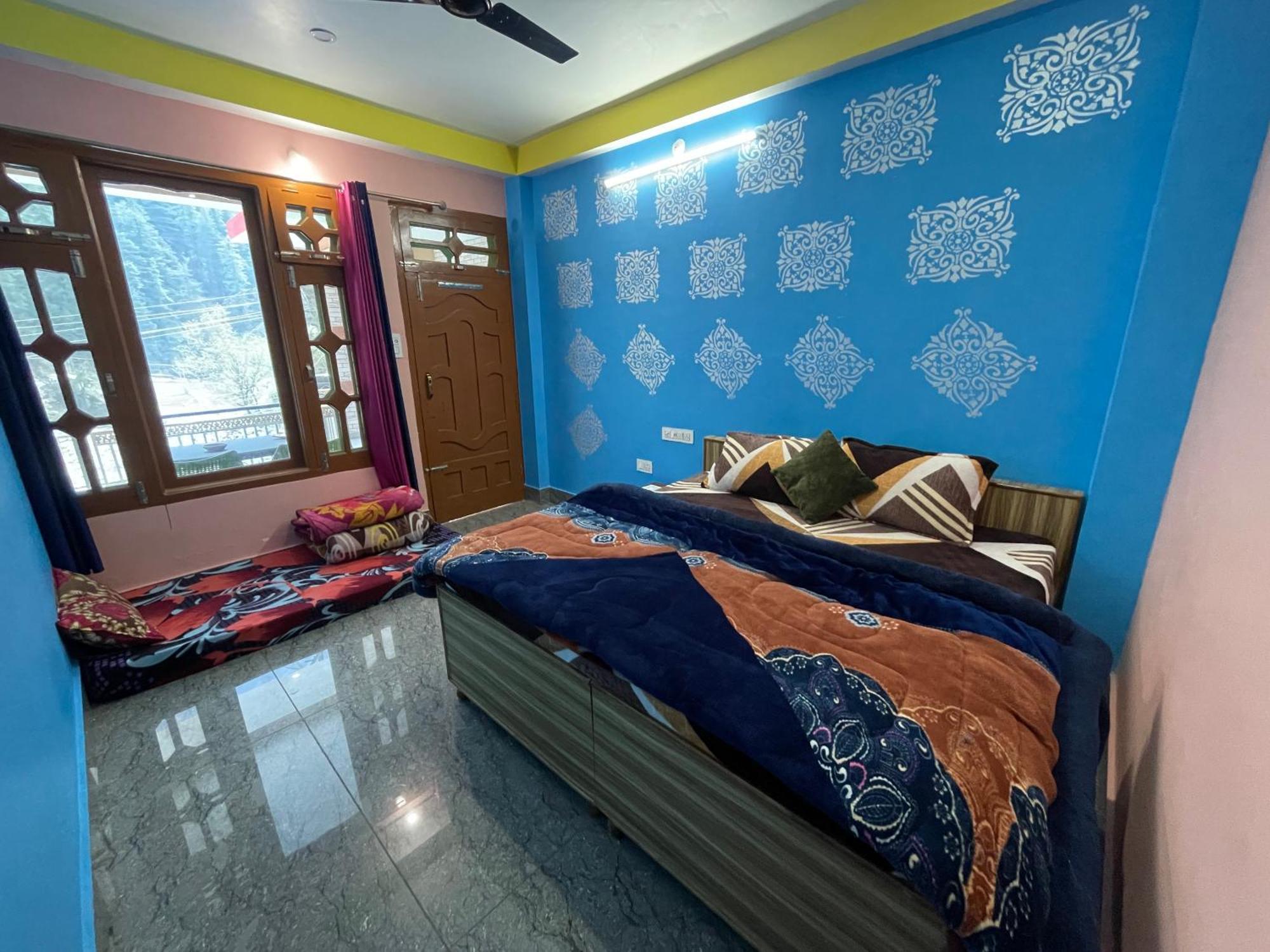 Chojh Inn Guest House Kasol Buitenkant foto