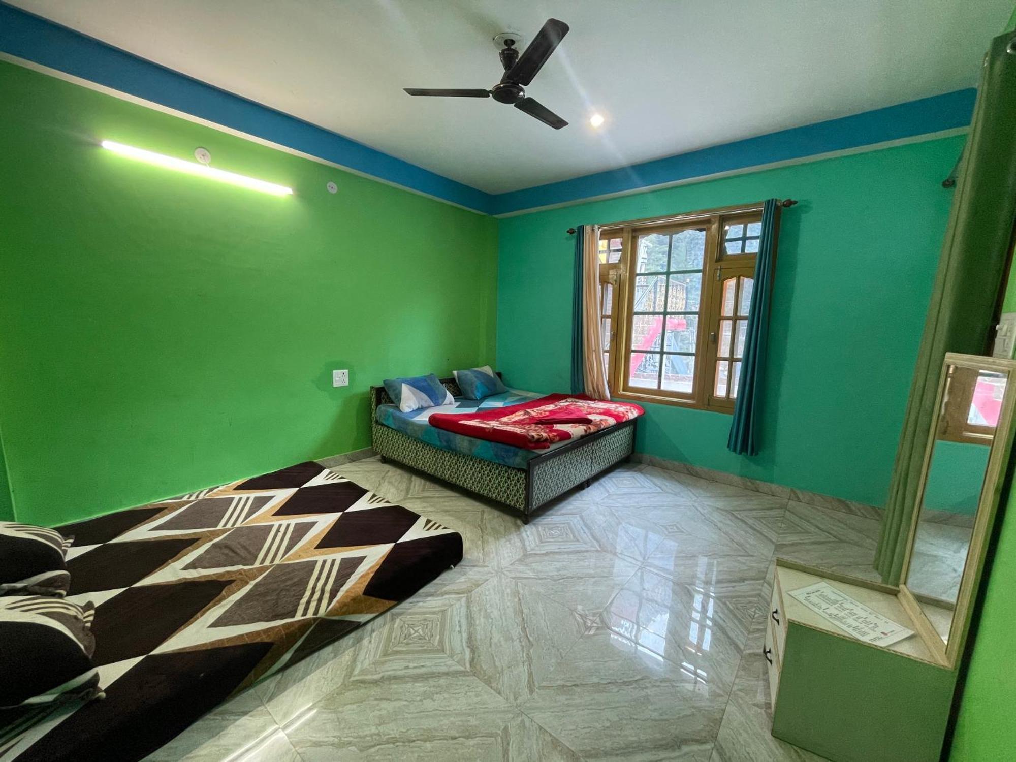 Chojh Inn Guest House Kasol Buitenkant foto