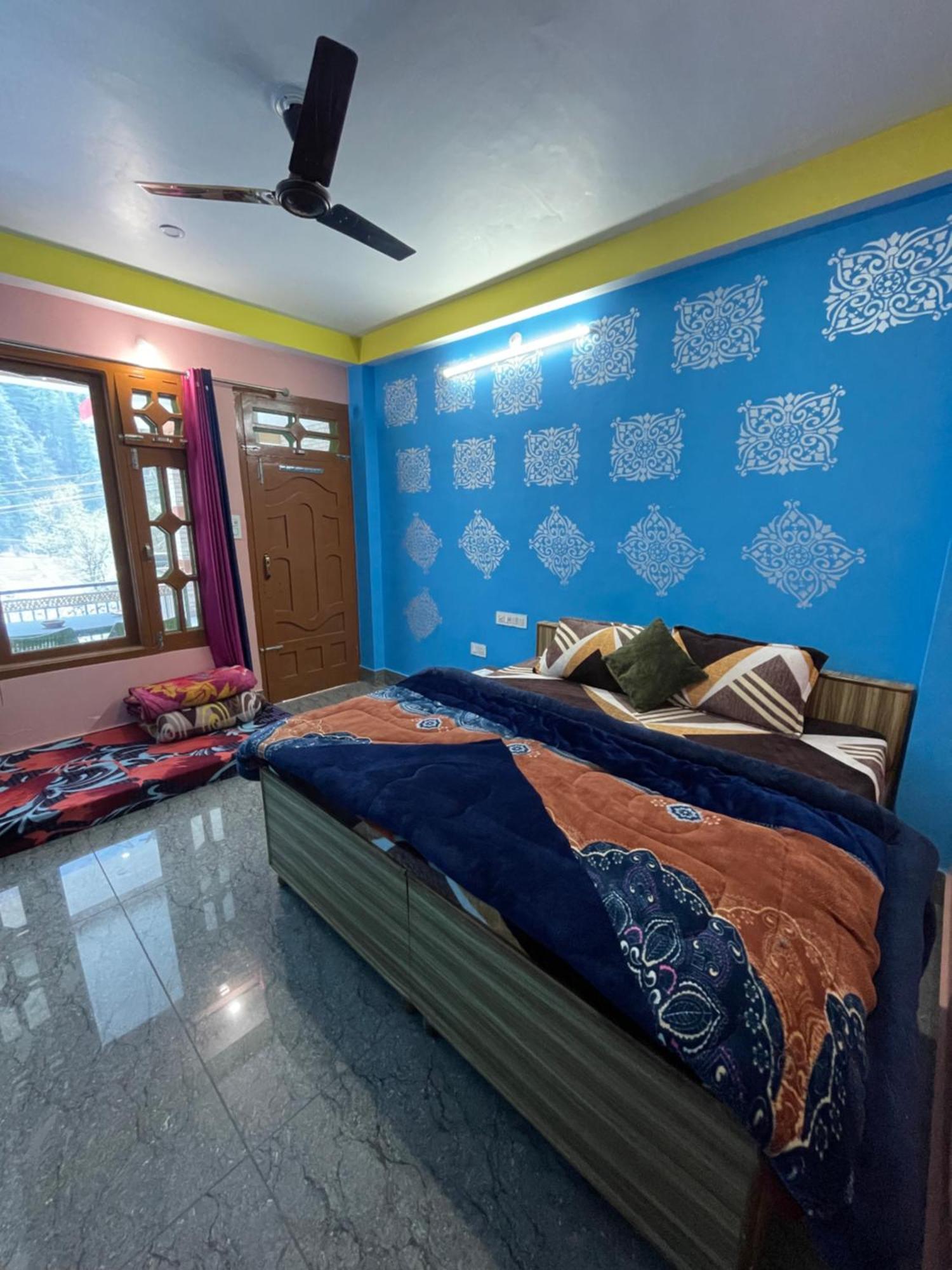 Chojh Inn Guest House Kasol Buitenkant foto