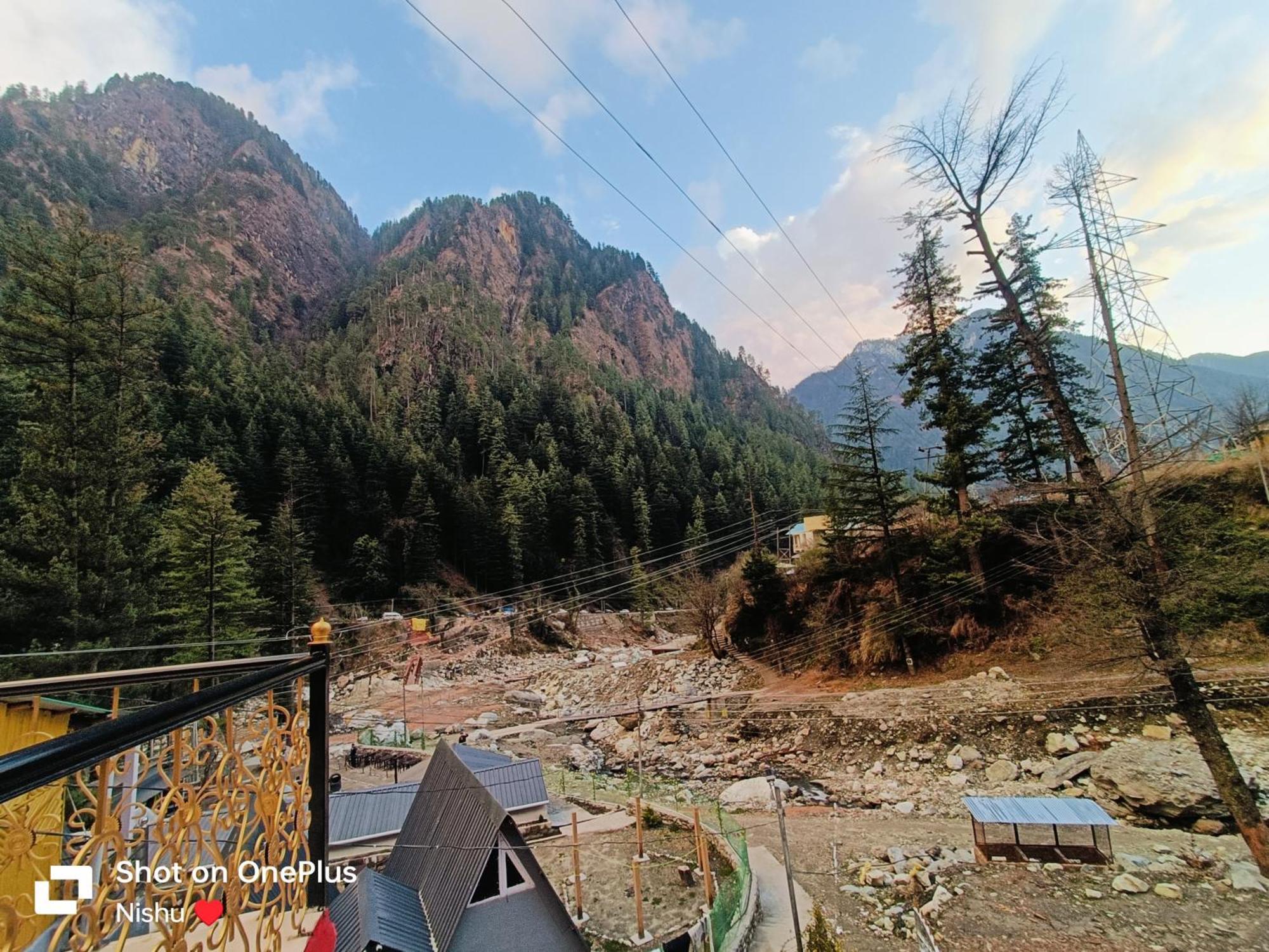 Chojh Inn Guest House Kasol Buitenkant foto